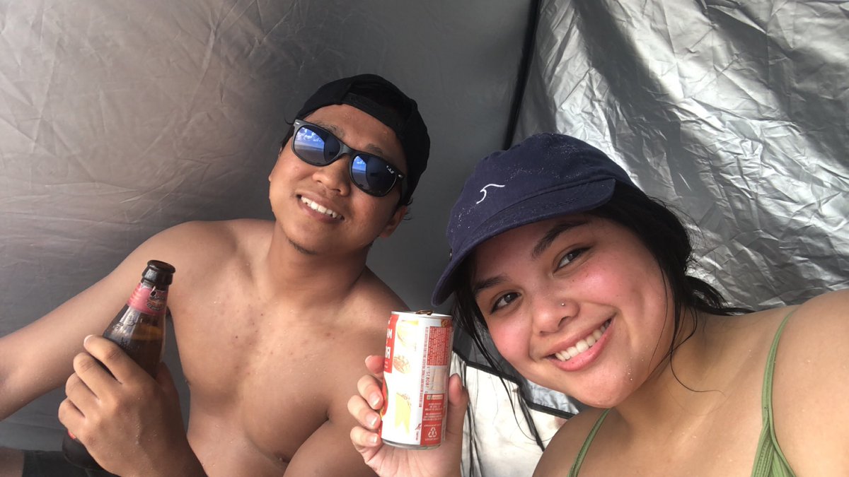 GabbySB_'s tweet photo. Happy 21st birthday to my favorite person ever!! 🥂🍺🍺 https://t.co/DhRmoGgoaG