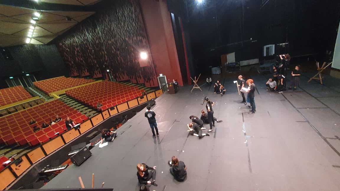 The Set is really coming together! #wereofftoseethewizard #set #jisdrama #jismusic #jisperformance #gettingitdone