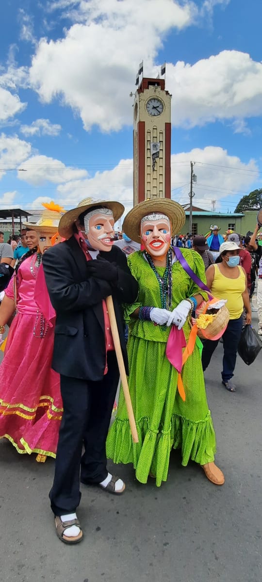 🐸🐸📢 ¡Cuánto color lleno de vida!, disfrutamos nuestras fiestas en saludo a San Sebastián, nuestro santo patrono, los Diriangen inundados de alegría,  escuchando el sonar de los tambores y el pito firme y sonoro
<a href="/BelzabethCente3/">Belzabeth Centeno</a> <a href="/DraSandinista34/">Karen Judith Moraga Brenes</a> <a href="/NorWC1/">Nor-W-C</a>
<a href="/DeslerRomero/">Desler Romero</a> <a href="/go91fenix/">🙋‍♂️ᵣₒdᵣᵢ_gₒ₉₁ ® 🇨🇺 🇻🇪 🇳🇮</a>