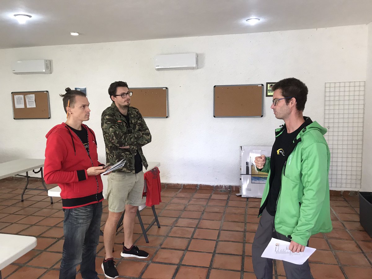 goprodiveint's tweet image. And the #padi #instructordevelopmentcourse is moving on!!!! #prodiveinternationalgopro #prodiveinternational #mexico #playadelcarmen #gopro #padiinstructor #padipro #leosaldunbidescd