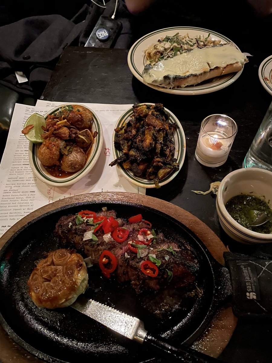 ChefGibsonB's tweet photo. 8 month anniversary dinner at Antique Bar and Bakery in Hoboken tonight! Try the Spaghetti Squash Carbonara! @AntiqueBarBaker https://t.co/8DHet3bVu0