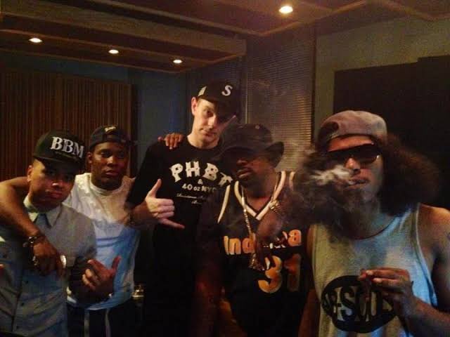 But before he’s reached the level he’s at now, He had to grind. From his early work with TDE which helped get his name out there, and South Dark with HoodRich Pablo Juan. he then moved to the amazing 777 with KEY!