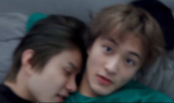 jungwooyy's tweet photo. ผัวโวคอลขี้อ้อน เมียแรปเปอร์ขี้รำคาญผัว แต่วันไหนอารมณ์ดีก็ยอมให้อ้อนแบบนี้ทั้งวันค่ะ โอ้ยแส้บ💅🏻 https://t.co/w7F9Sra8Rh