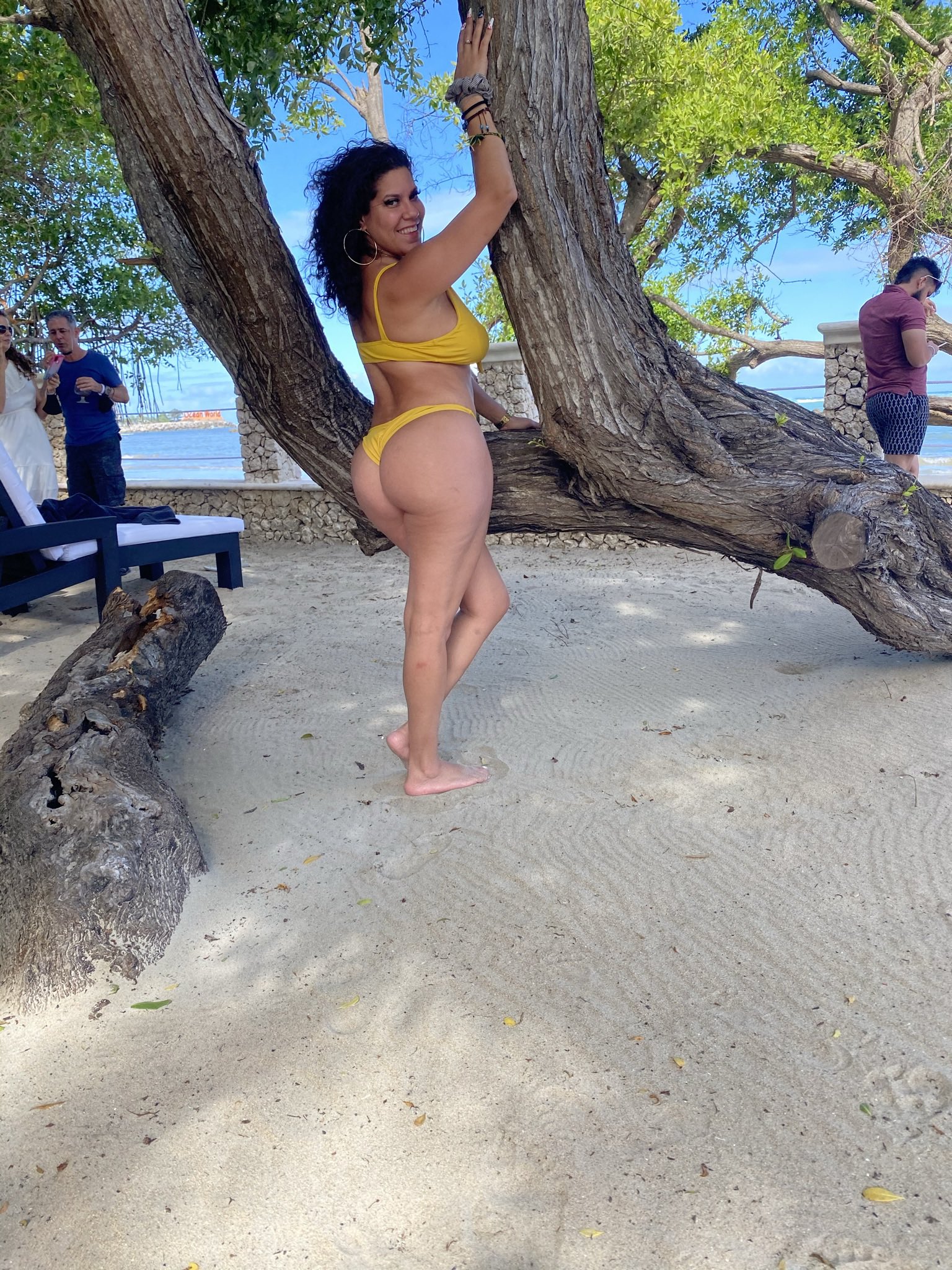 BigButtBrooklyn on Twitter: "#DominicanRepublic 🇩🇴👑🙏🏽 https://t.co