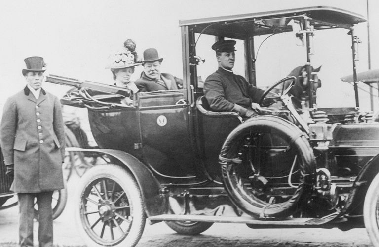 3) Ford Motor Company was focused on creating affordable cars. In 1905, you could purchase their car for $400.Cadillac was focused on the luxury market and would retail between $2,000 to $2,800.