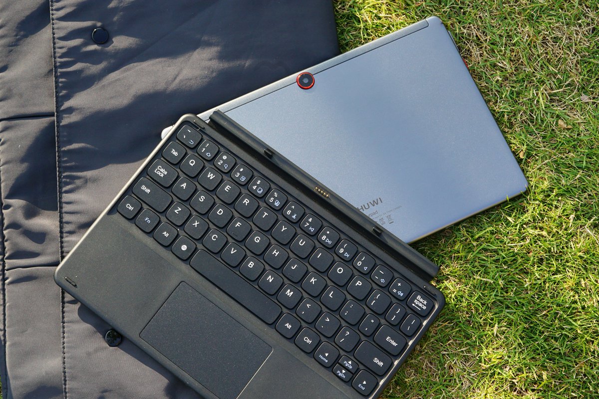 chuwidotcom's tweet photo. Meet the new #Surpad,Packed with a bigger 8000mAh battery, 10.1” screen, LTE dual card stand by, but still a perfectly portable way to accomplish your everyday tasks, email, homework, eBooks, and see your favorite shows.
Learn more:https://t.co/EdKjtLYp4z
#2in1tablet #surpad https://t.co/1kculkJKP3