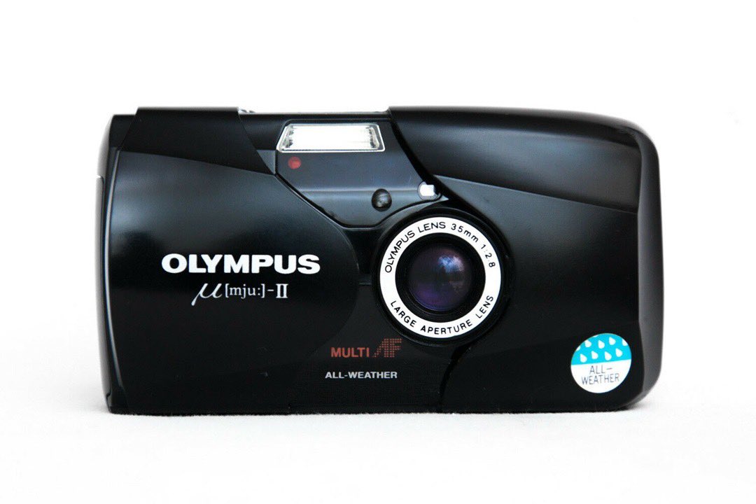 milkshapes's tweet photo. i feel like everyone has had an olympus stylus or μ - II at some point i feel like people really push these little mfs to their limit

quote this with some of your favorite shots you’ve taken with yours i wanna see https://t.co/HkC6jjsw3e