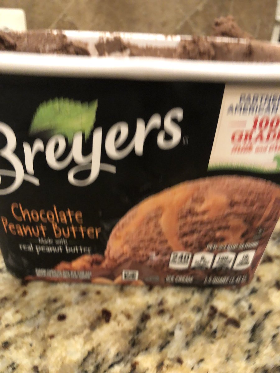 JennParrino's tweet photo. @Breyers is there something going on with your chocolate peanut butter ice cream?!? This is now the THIRD carton of ice cream that has ZERO peanut butter in it!!! What is happening?? 😭 Clearly first world problems, but I need to know if I need to go back to @benandjerrys https://t.co/9H8WcHwZZx