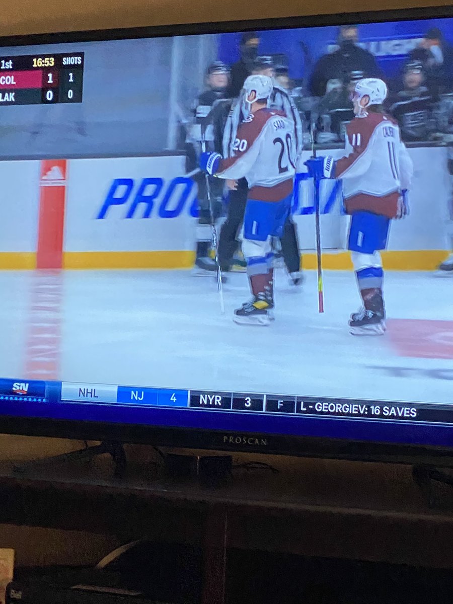 What happened to tue blue in the Colorado Avalanche jerseys/pants? It looks awful now.