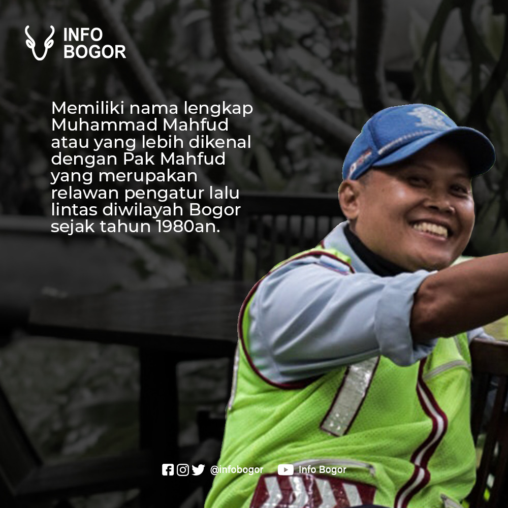 infobogor's tweet photo. Setelah berjuang melawan sakit yang dideritanya pada akhir tahun 2020 lalu, Pak Mahfud yang merupakan seorang relawan pengatur lalu lintas di wilayah #Bogor sudah mulai membaik dan kembali ke simpang Jl. Sancang untuk mengatur lalu lintas dengan senyuman dan gaya khasnya. https://t.co/3WQT45AVxc