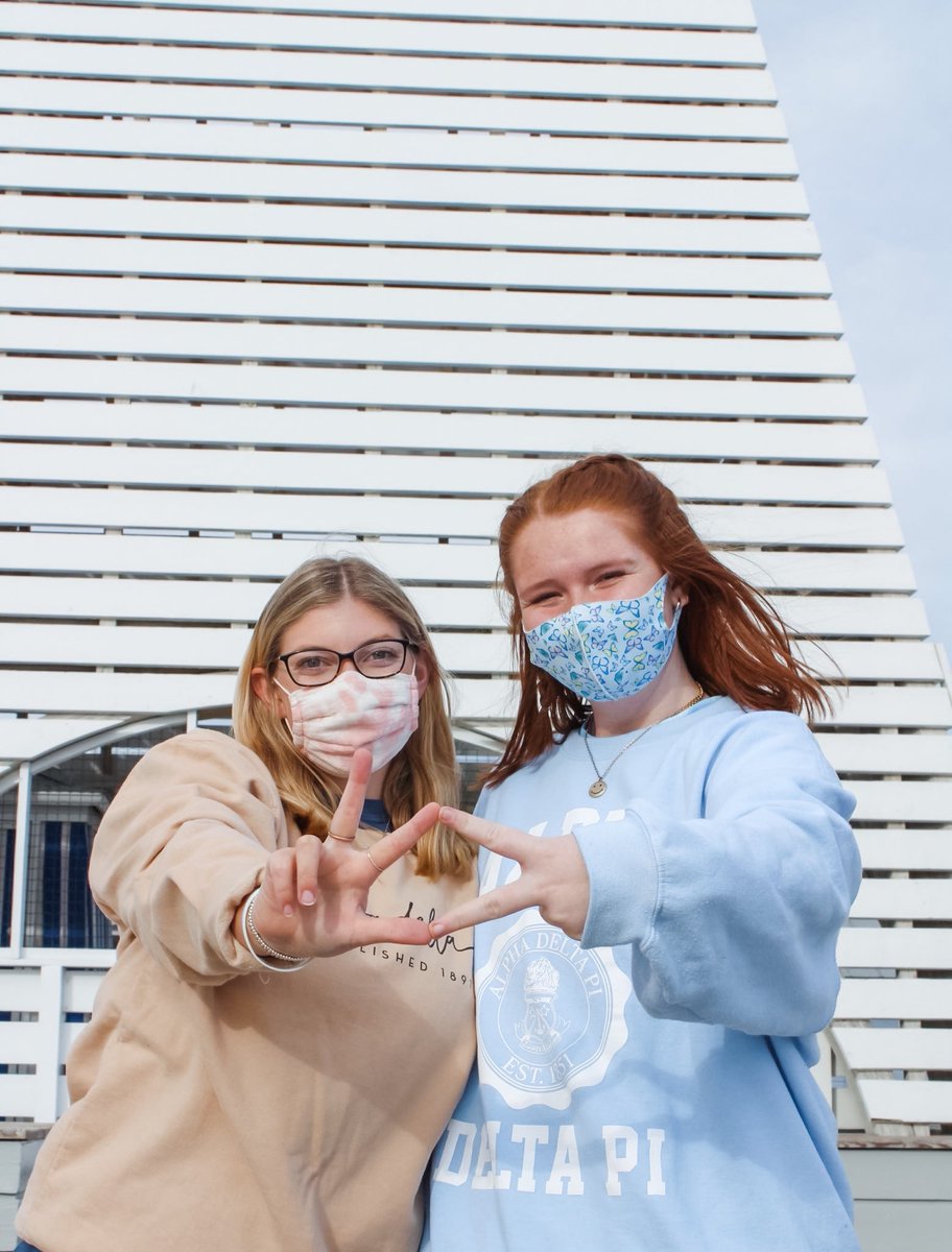 troy_adpi's tweet photo. Just showing some pan love today! 💗⚡️ We love being able to have friends in each house here on campus where we can support each other every day!! #everydaywithek #panlove #womenempowerwomen https://t.co/u6PhLNhaC1