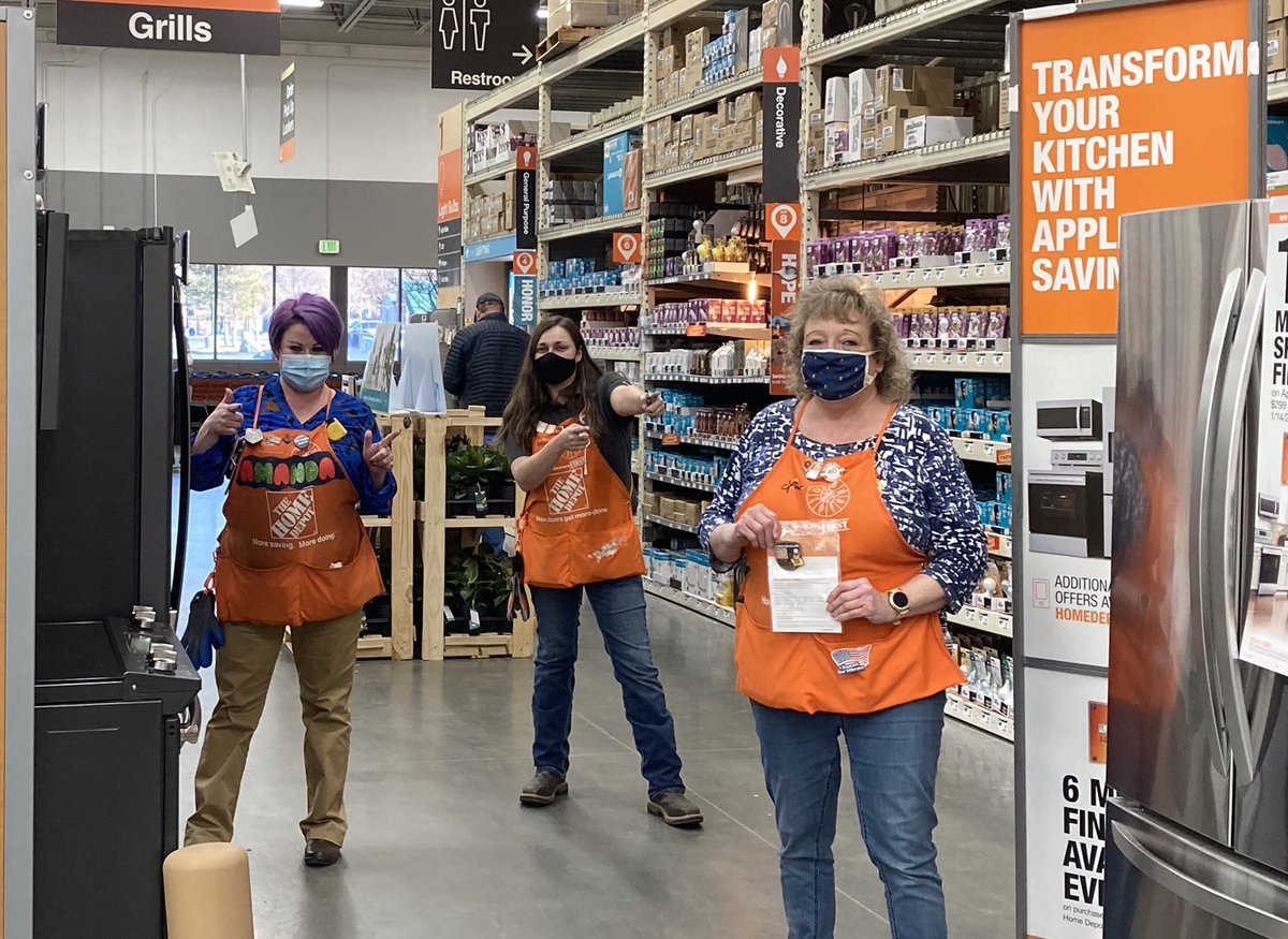 Ericka Whorton (@erickawhorton) on Twitter photo Way to go Laura 8 HDPP’s on one sale! Always making sure the customer is covered! #fabulous4421 @AmandaBaxter85 <a href="/Alvarez2Joe/">Joe Alvarez</a> <a href="/BrandonibarraHD/">Brandon Ibarra</a> @BradSimons3 Way to go Laura 8 HDPP’s on one sale! Always making sure the customer is covered! #fabulous4421 @AmandaBaxter85 <a href="/Alvarez2Joe/">Joe Alvarez</a> <a href="/BrandonibarraHD/">Brandon Ibarra</a> @BradSimons3