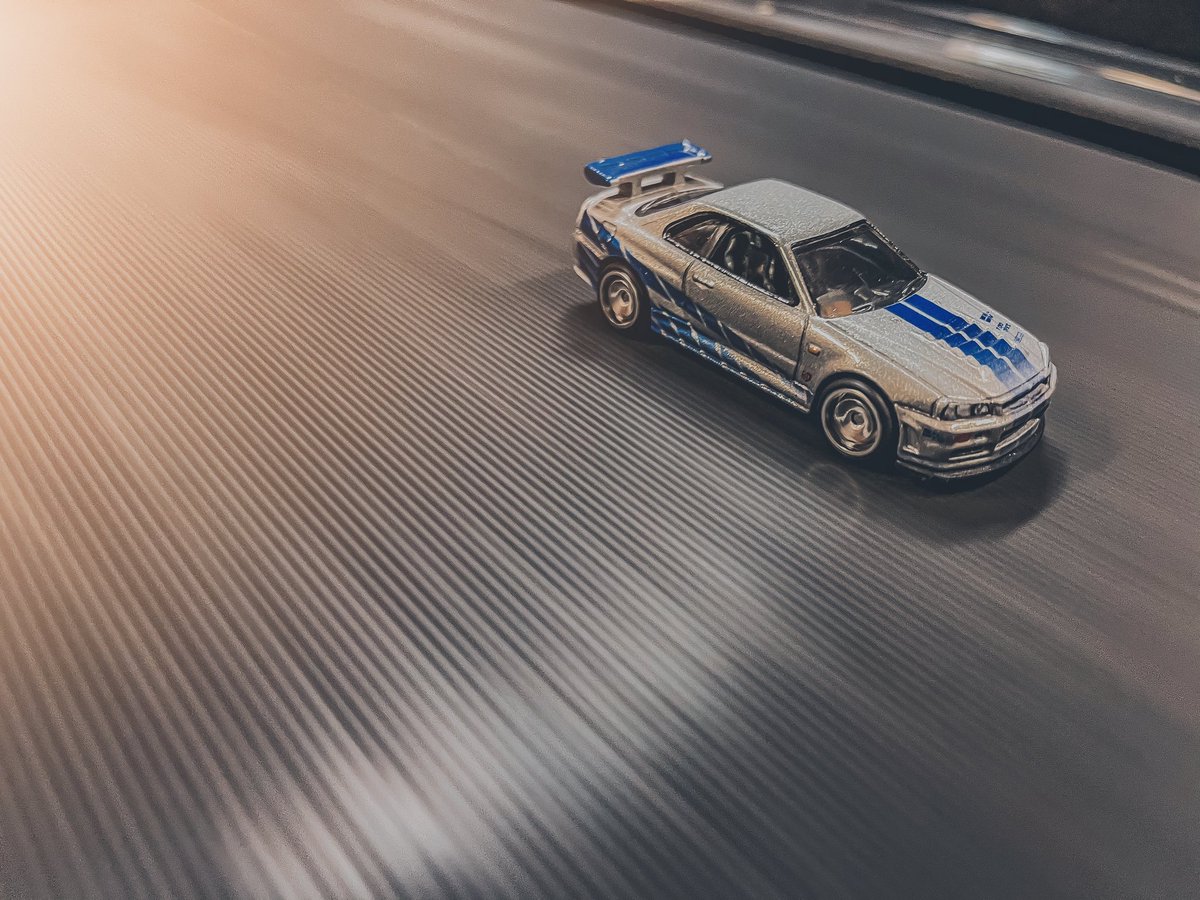 smallcargarage's tweet photo. Skyline anyone? #r34 #hotwheels https://t.co/VPaoZBWIFB