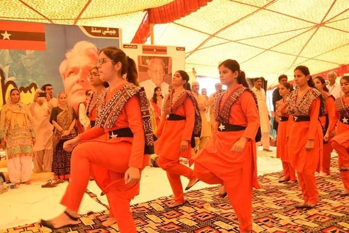 He played an active role in the eradication of the One Unit scheme as well as the Movement for Restoration of Democracy. He is also credited with giving a prominent role to women in Sindh politics. He said
عورت جي آزادي اصل ۾ سنڌ قوم جي آزادي آهي.
#HBDRasoolBuxPalijo