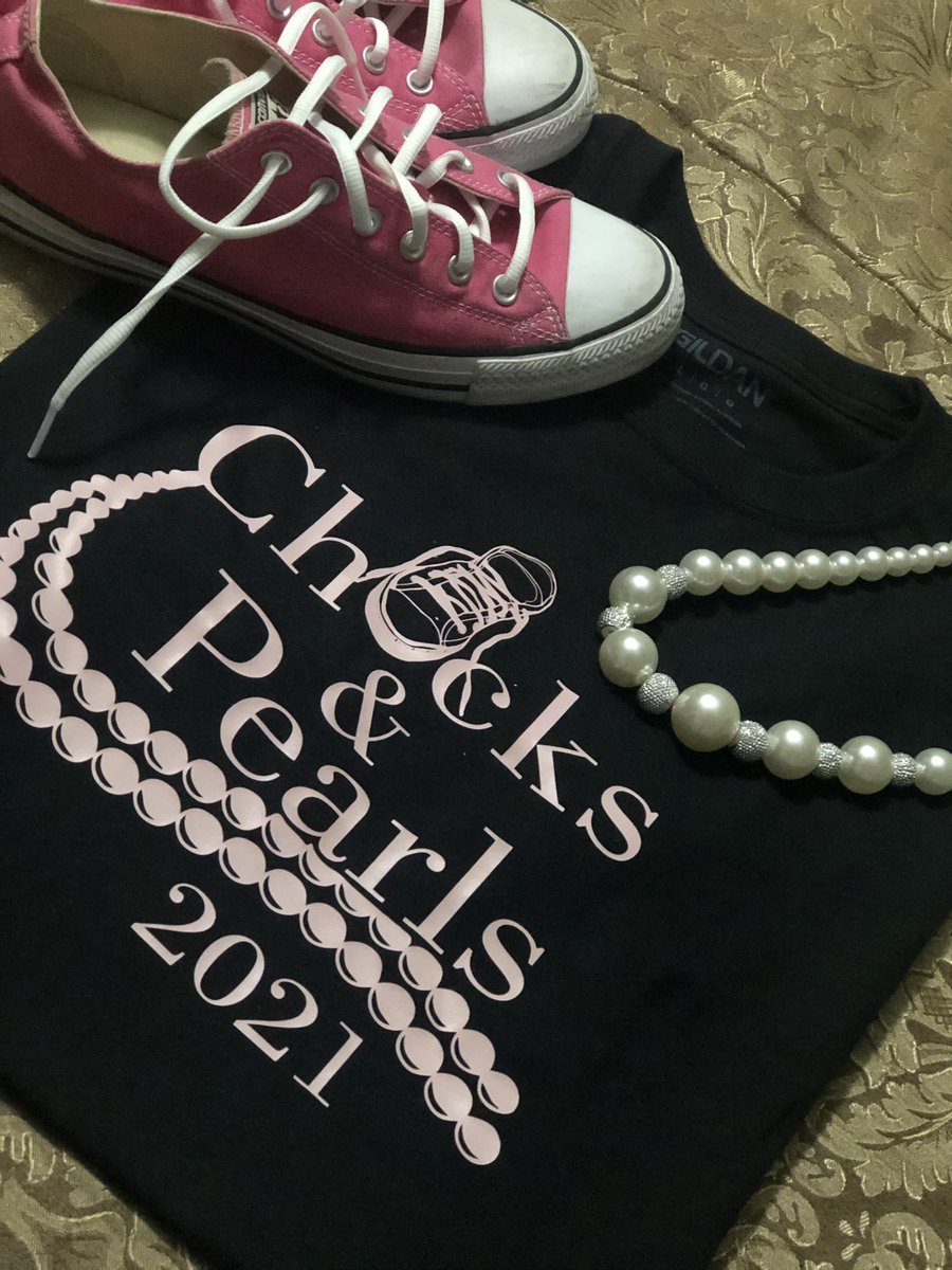 Valmit88's tweet photo. I’m so ready for this, can’t wait 
#anewday
#newbeginnings
#46presidentoftheunitedstates
#1stFemaleVicePresident
#SheIsReady
#chucksandpearls2021 https://t.co/kHgJBKDv4j
