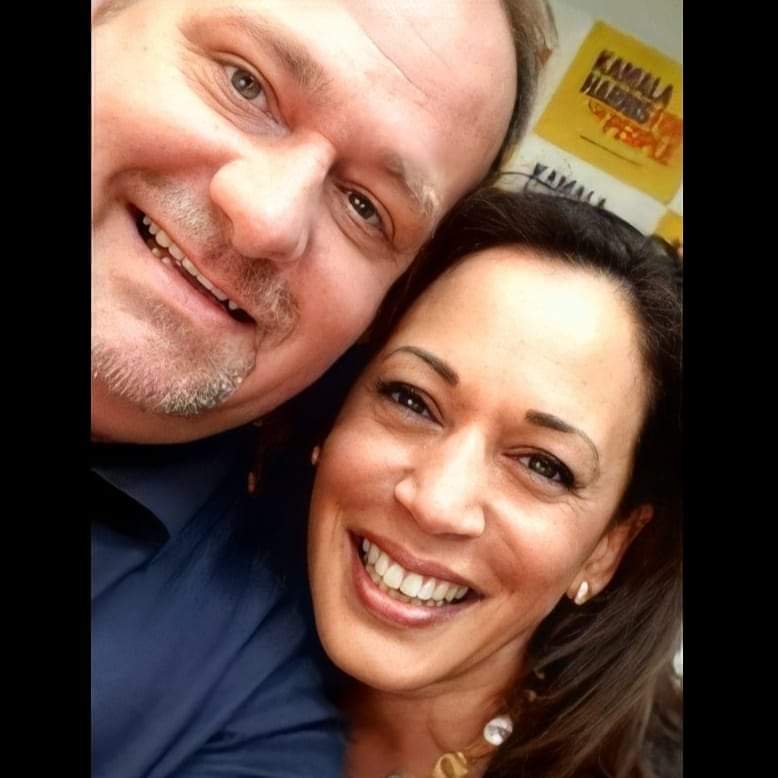 jim4progress's tweet photo. Mood! Today is the last day that a woman has never been Vice President.
WE WON! #KHive, take a bow!
#ImWithKamala
#ImWithJoe
#ImWithAmerica
#SoulOfANation
#BuildBackBetter
#Democrats
@JoeBiden @KamalaHarris
MADAME VICE PRESIDENT! https://t.co/DA1UAN9q83
