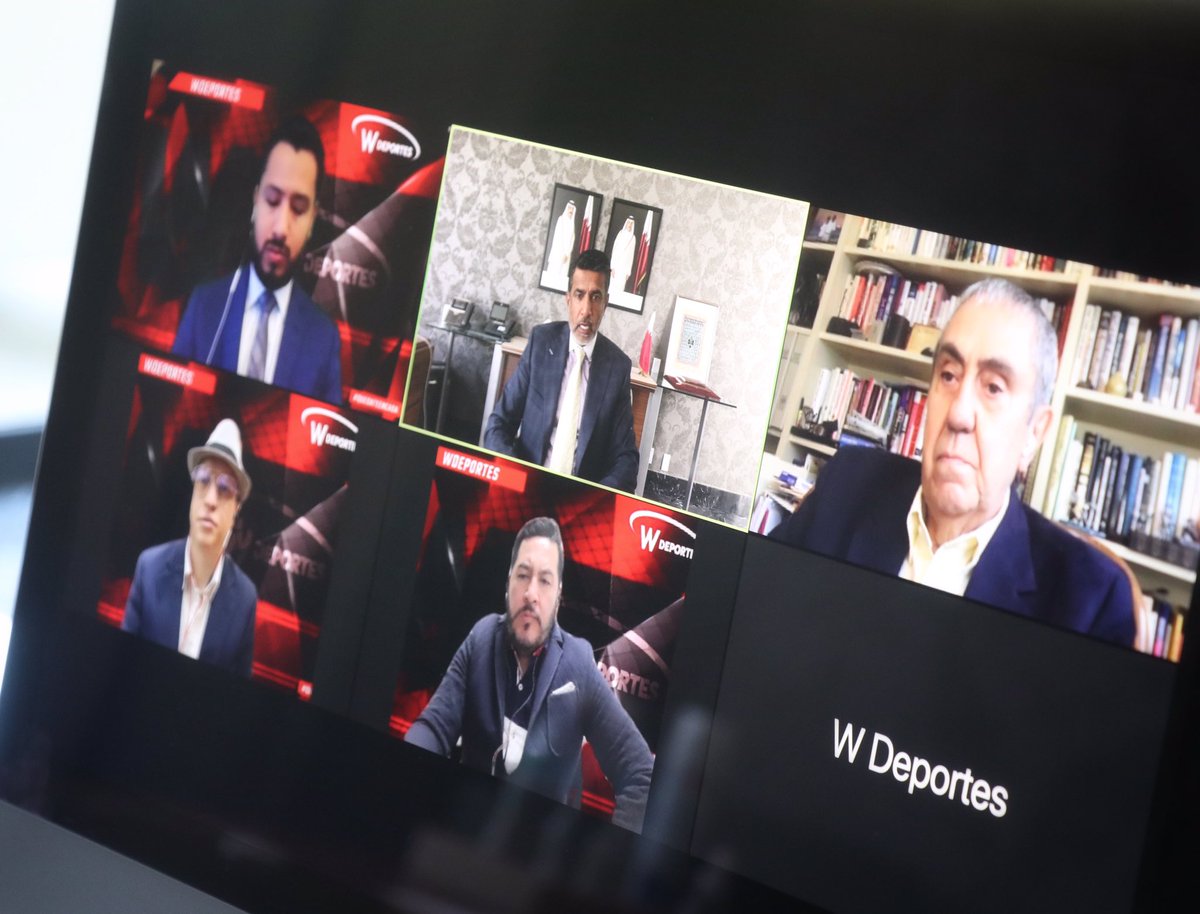 QatarEmbassyMex's tweet photo. Esta noche el excelentísimo Embajador de Qatar en Mexico participó en #DebateW para hablar sobre el próximo mundial de clubes.
.
Tonight the Honorable Qatari Ambassador to Mexico participated in #DebateW to talk about the next Club World Cup. https://t.co/Q4TbEy9hPZ