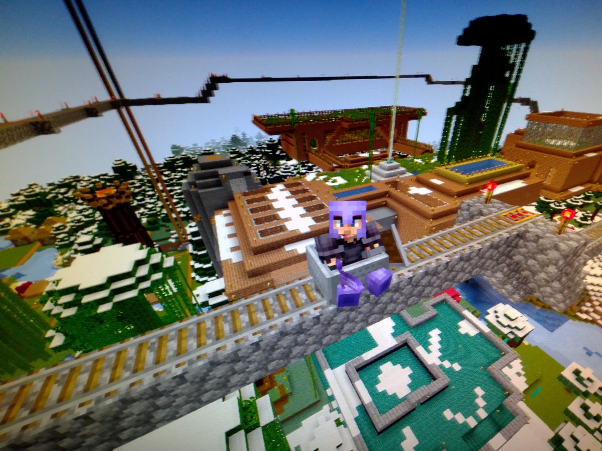 FazeChema's tweet photo. Pues e terminado la casa de #ApocalipsisMinecraft3 de #Vegetta777 y #willyrex la verdad me esforze mucho y no fue fácil hacerla la verdad fue en modo 100%survival y le puse uno que otro toque personal porque también aquí yo no tenía mods entonces tenía mods...espero les guste💜💚 https://t.co/0tAoB5AB1s