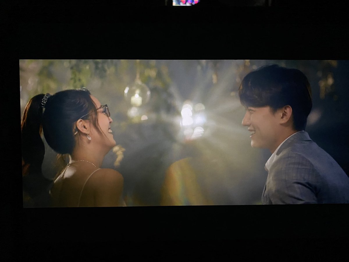 jordanlynde_'s tweet image. Who gave this guy the right to be so handsome and who gave this girl the right to be so beautiful 🥺😭

#SlowDancing #MeWatch #Wattpad