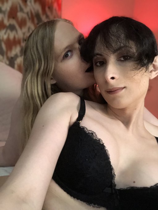 On Chaturbate with @sofia_bun 🥰  https://t.co/Pjf9Foi80v https://t.co/9DZZYW5NSP<a class="tags" href="/tag/sofia_bun">@sofia_bun</a>