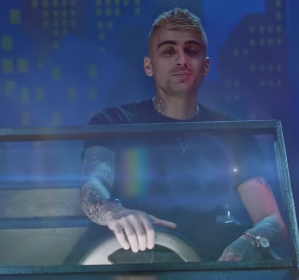 Vibez and the rainbow. yeah ..the rainbow is there on purpose. you have to create it. rainbows doesnt appear indoor by magic.