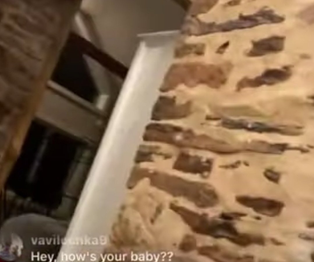 zayn doing his lives boasting music am smoking and in a place ...that doesnt look like gigi's apartment...at all .