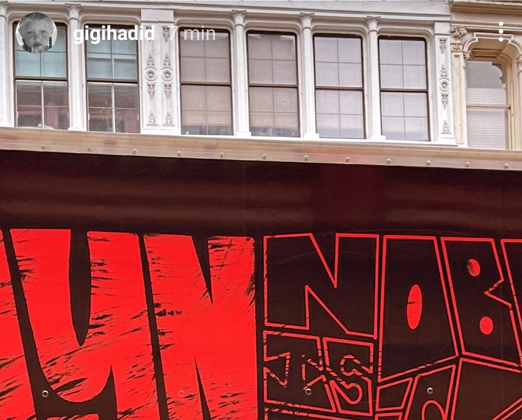 Zayn ignoring gg stories on IG . reposting everyone else's stories but hers.