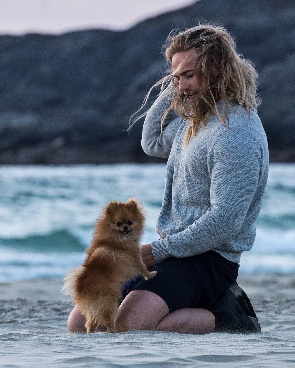 ルミエール 追加 肌色率が上がってしまったけど 世界クラスのイケメンはみんな細マッチョだからねー 1枚目 日本にもいらっしゃるのですよ 奥野三平 Sampei Okuno 氏 2枚目と3枚目 アジアの濃い目美男子といえば 胡兵 Hu Bing 氏