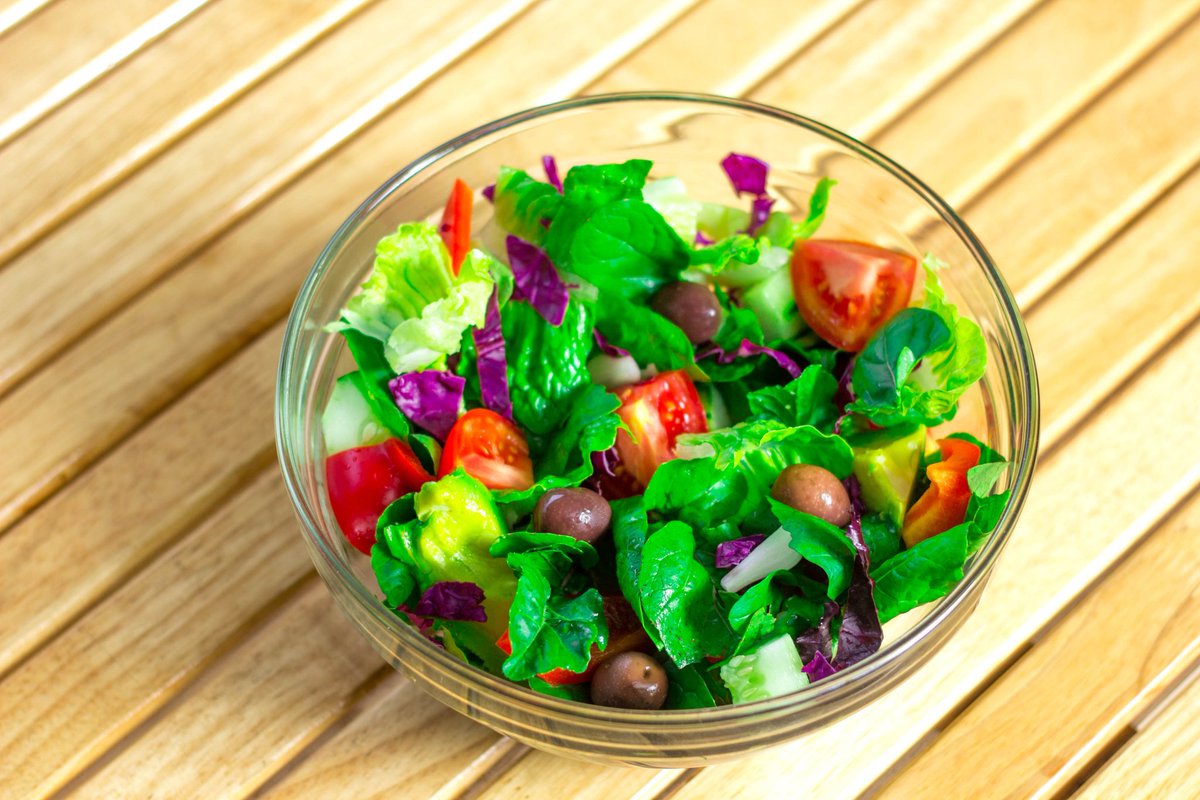 Still keeping up with your new years resolutions/diets?

The Kwithu Salad will make you want to start if you haven't! 🥗

#salad #eatclean #gardensalad #HealthyEating #Mzuzu #Malawi