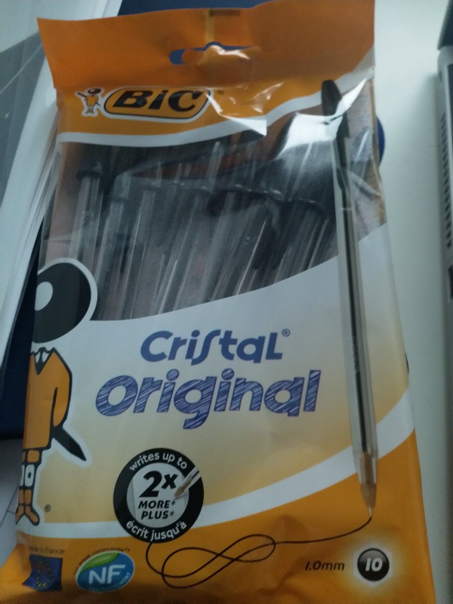 KennyInclusion's tweet photo. Present from my wife this morning. That is my writing equipment sorted for the next year or so!
What is your go to pen for comfortable writing? #driveforliteracy #SEND https://t.co/0rs59JslJF