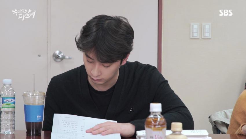 _02Bam11_'s tweet photo. 요 각도쯤에서 보이는 뾰족입 정말 애기공주 소리 절로 나오게 함 https://t.co/8SDg6kH7d1