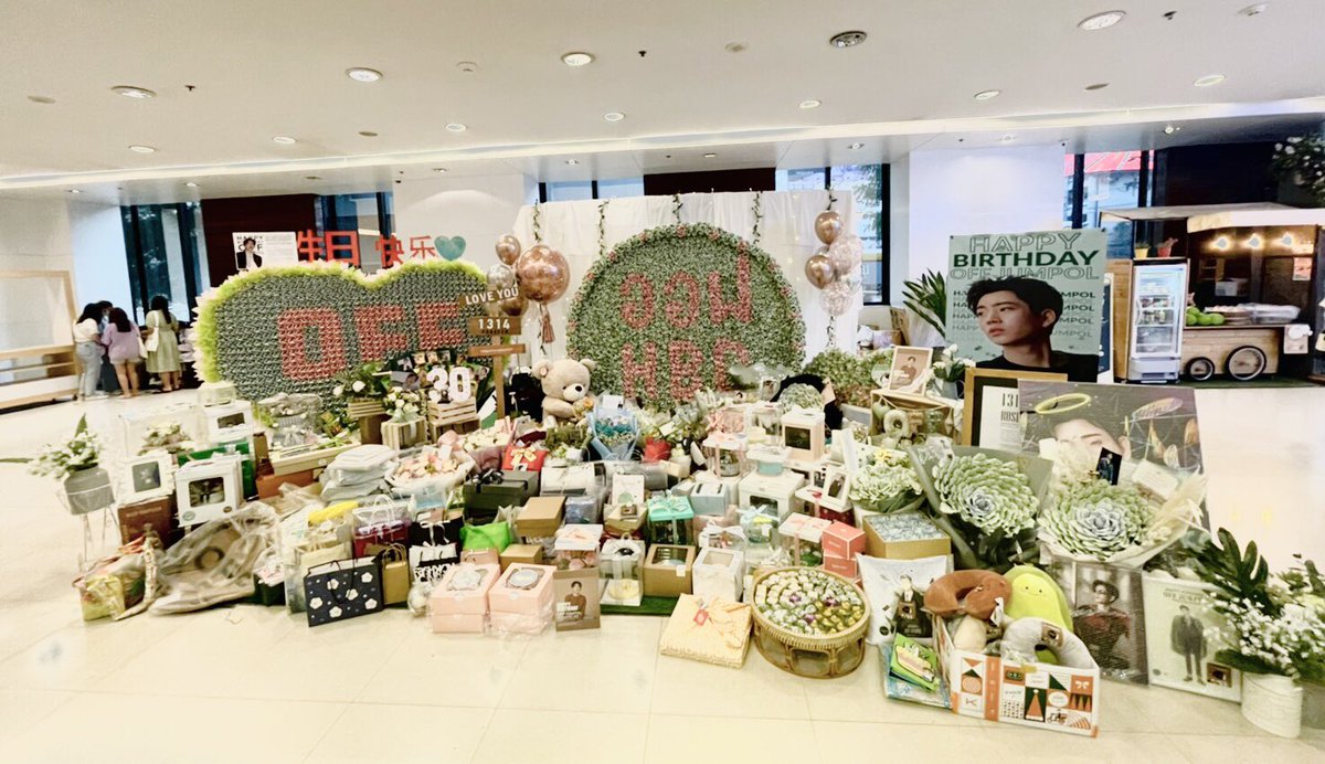 BabiiKongSBiang's tweet photo. ˚◞♡   ⃗  ของขวัญจากเบบี๋ถึงป่าปี๊ 
@off_tumcial 's BDay

#HappyTumcialDay2021
#ทัมเชียล30ยังแจ๋ว 
#ออฟกัน 💚 https://t.co/rw1RWw7iZt
