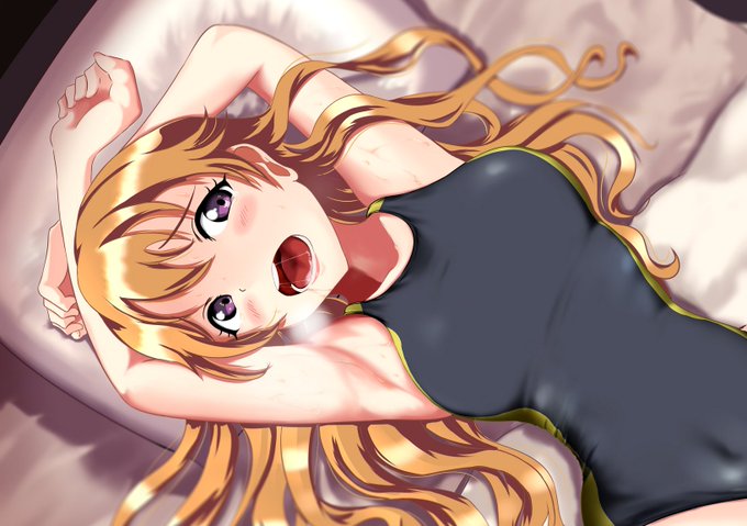 pixivにおっぱい、表情、汁差分が置いてありますので、よろしければどうぞ #競泳水着 #近江彼方
https://t.co/J4i8XI7yzA 