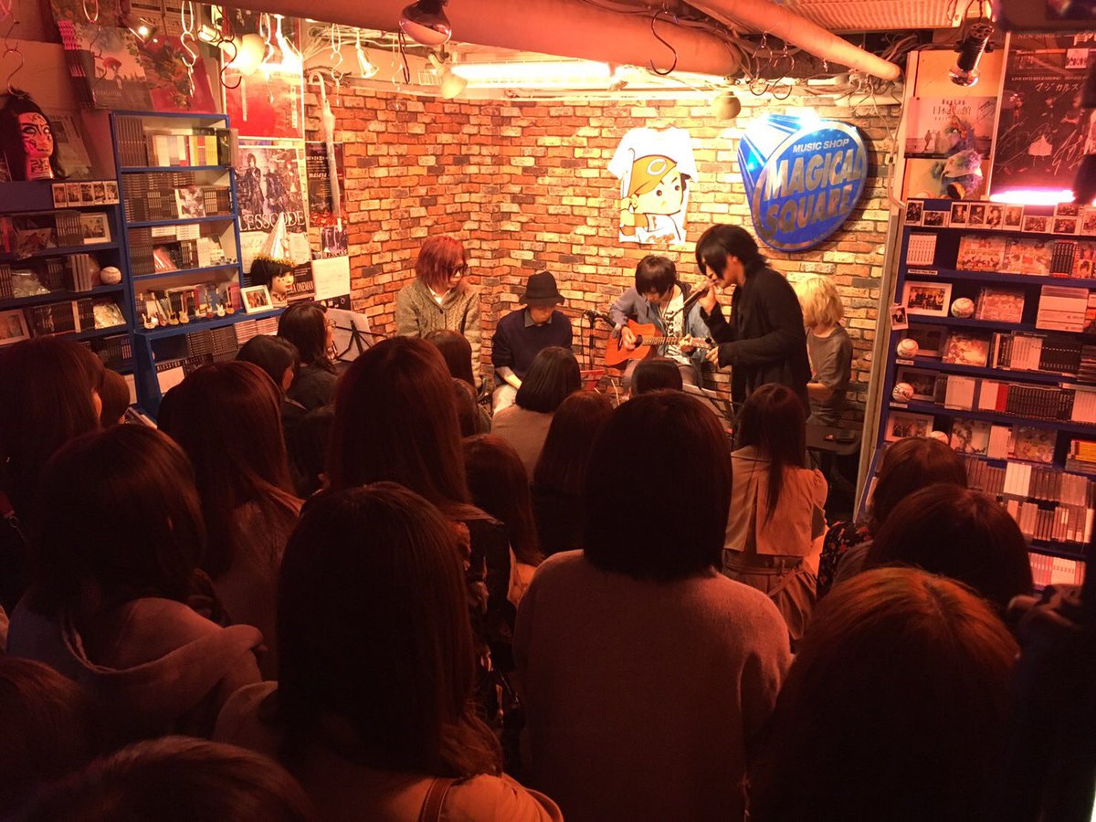 masaya_vocalist's tweet photo. マジカルスクエア閉店

たくさんの想い出ありがとうございました

閉店しても平田さんはずっと友達🤝 https://t.co/msLnshcbp4