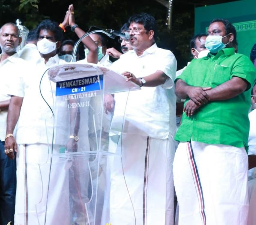 KPYesupatham's tweet photo. பாரதரத்னா - டாக்டர்
#எம்ஜிஆர் அவர்களின் #104_வது பிறந்தநாள் விழாவை முன்னிட்டு 
சென்னை புறநகர் மாவட்ட கழகத்தின் சார்பில் நேற்று நடந்த பொது கூட்டத்தின் போது...

 @OfficeOfOPS @CMOTamilNadu @KPKandanofl @NewsJTamil @Dr_NamadhuAmma @PBenjaminoffl @SValarmathiofl https://t.co/opEgbihKCG