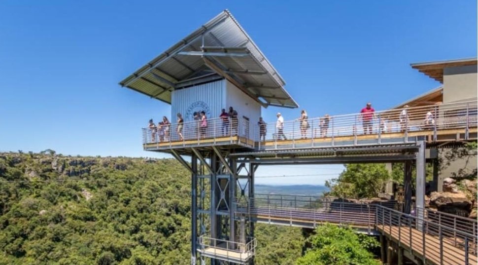 AndPasmore's tweet photo. Book your trip with Pasmore Travel And Tours today.

https://t.co/fwtAxmADKt

#pasmoretravelandtourssa #travel #WeDoTourism #exploreafrica #pasmorethespeaker #my_life_is_my_message https://t.co/dsAe3Ai91x