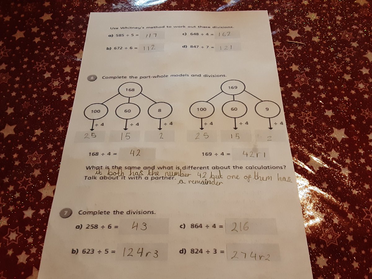 HoundsfieldSch's tweet photo. Yr 5 have been working on number and understanding place value in maths #reachforsuccess https://t.co/AH4ngUxgaX