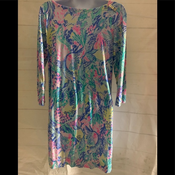 RyanCRDH's tweet photo. So good I had to share! Check out all the items I'm loving on @Poshmarkapp #poshmark #fashion #style #shopmycloset #truereligion #rayban #lillypulitzer: https://t.co/9d0dTwOJc8 https://t.co/MxL601Il7A