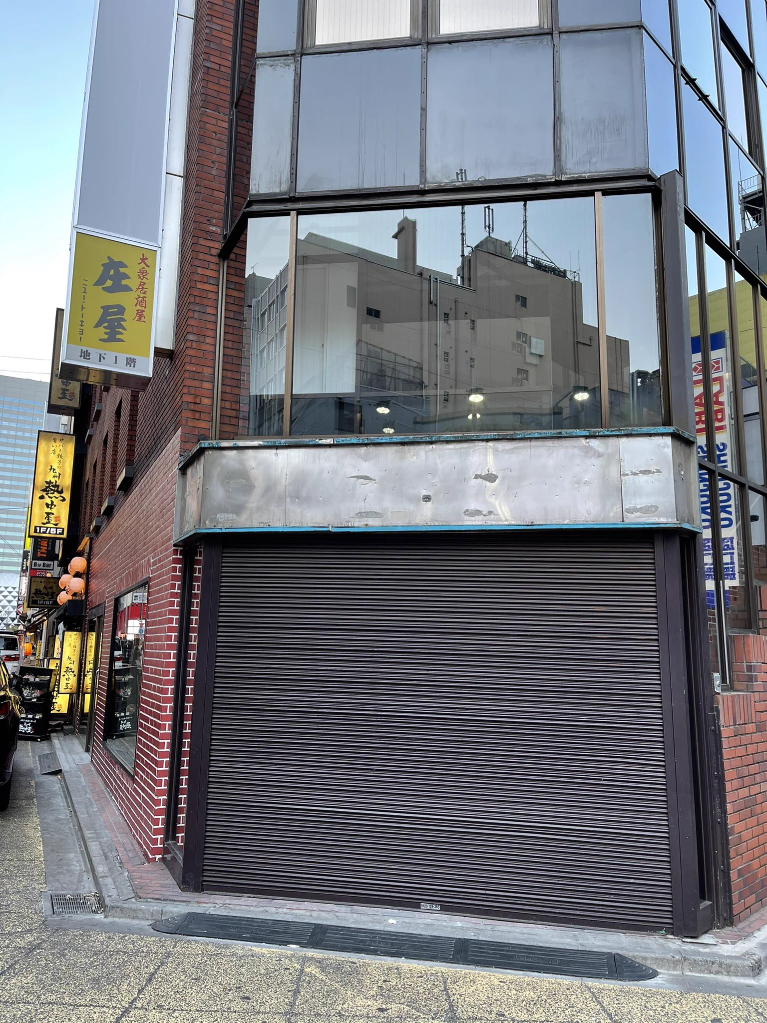 実はヤバいことになっていた？新宿西口の甲州街道側が過疎化していた！