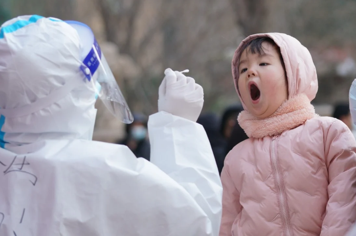 A research involving over 20,000 families in #Wuhan city shows the #coronavirus spreads wider and stronger among children, and they should get vaccinated promptly to curb the virus' transmission.