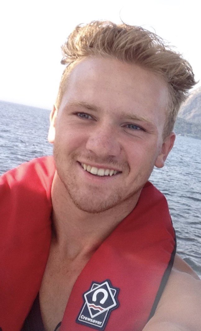 elle_starkie's tweet photo. Have you seen RAF Gunner and Team Medic Corrie Mckeague? Do you know anything about his disappearance? If so please get in touch with 
@nicola_urquhart who is Corrie’s Mum, please re-tweet with the hashtag #findcorrie https://t.co/QIJr0K9ByY