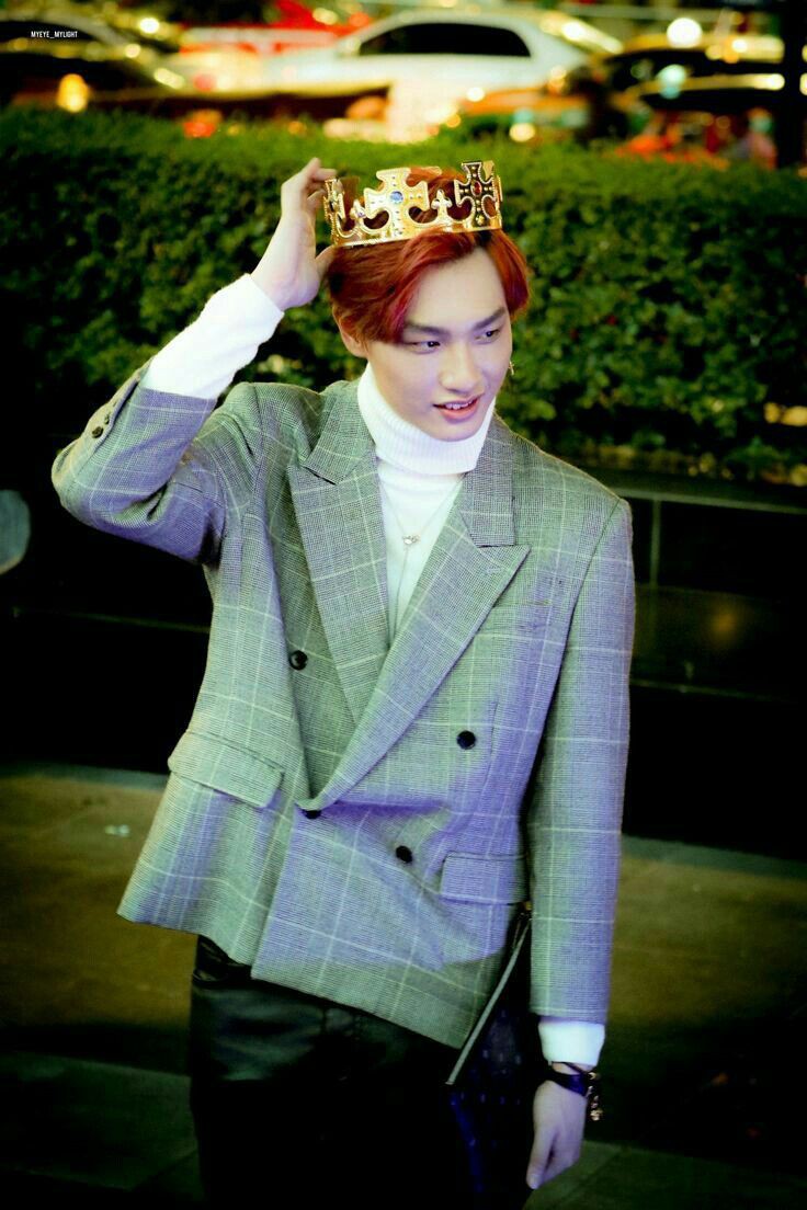 * 　　　  * 

　　　 ·   ˚ 　　　　　 　. 　
　 ·　Ene.18;　　 ⋆ 　　 　
　 · ·   *   . WinterBallRBXX
  * 　 　. ·

—Iseul había ido con su amigo <a href="/Sxrxndipiity/">Park Jun</a> al baile de invierno de villa RB, ahí mismo se reunió con otros amigos logrando pasar una noche bastante divertida.—