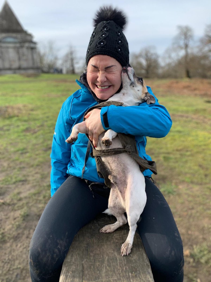 CamillaSeton's tweet photo. This is me...stripped back, relaxed and happy 💙

The biggest thing the pandemic has taught me is how to step back and remember some of the simple things that genuinely make me smile 🐾💙🥾

I hope you're all doing ok and found something that let's you just "Be" https://t.co/tDyh878YEJ