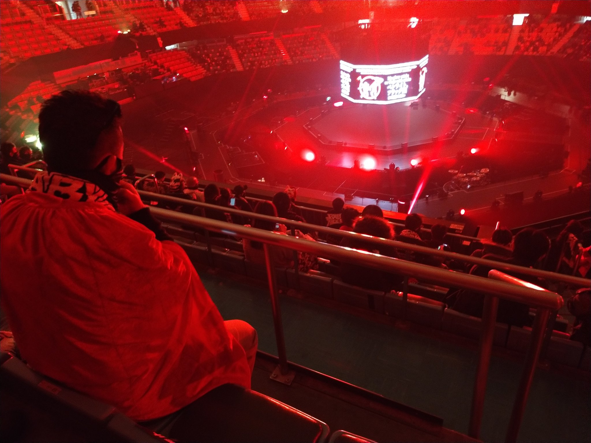 ふじ めたる ですぅ 次のliveはいつ 入場 Amp 着席 何処かで 見た事 ある 魔王 Babymetal Babymetal武道館 T Co Onfwpfenhp Twitter