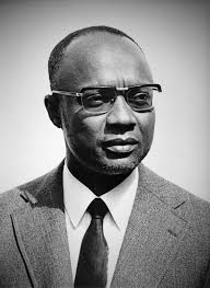 _json26's tweet photo. Remembering our king 👑 
Amílcar Lopes da Costa Cabral 🇬🇼🇨🇻
The second largest world leader ever 🕊️
12 de setembro de 1924 - 20 de janeiro de 1973 https://t.co/qEglT2Yxr8