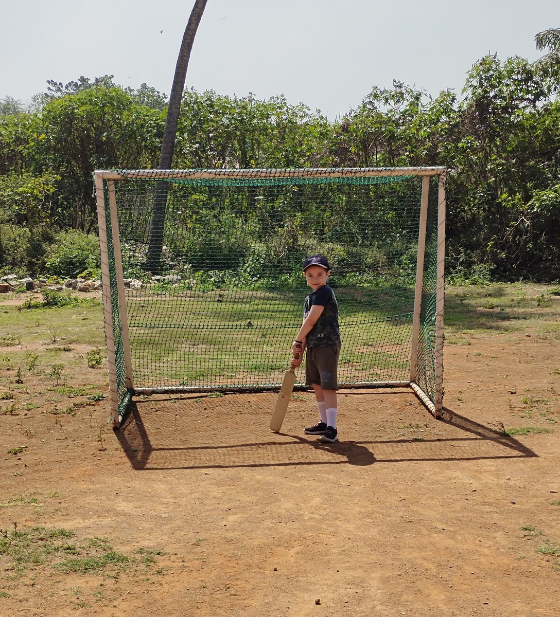 homeschoolfun_'s tweet photo. #cricket 

Who's ready to play some cricket?

So, we don't have a proper cricket pitch in our complex, so all the kids use the soccer field / play area as a cricket field😁

It was a lovely sunny and hotmorning so we took advantage nd played some cricket... 
#nature #goodmorning https://t.co/7wiMNJJel5