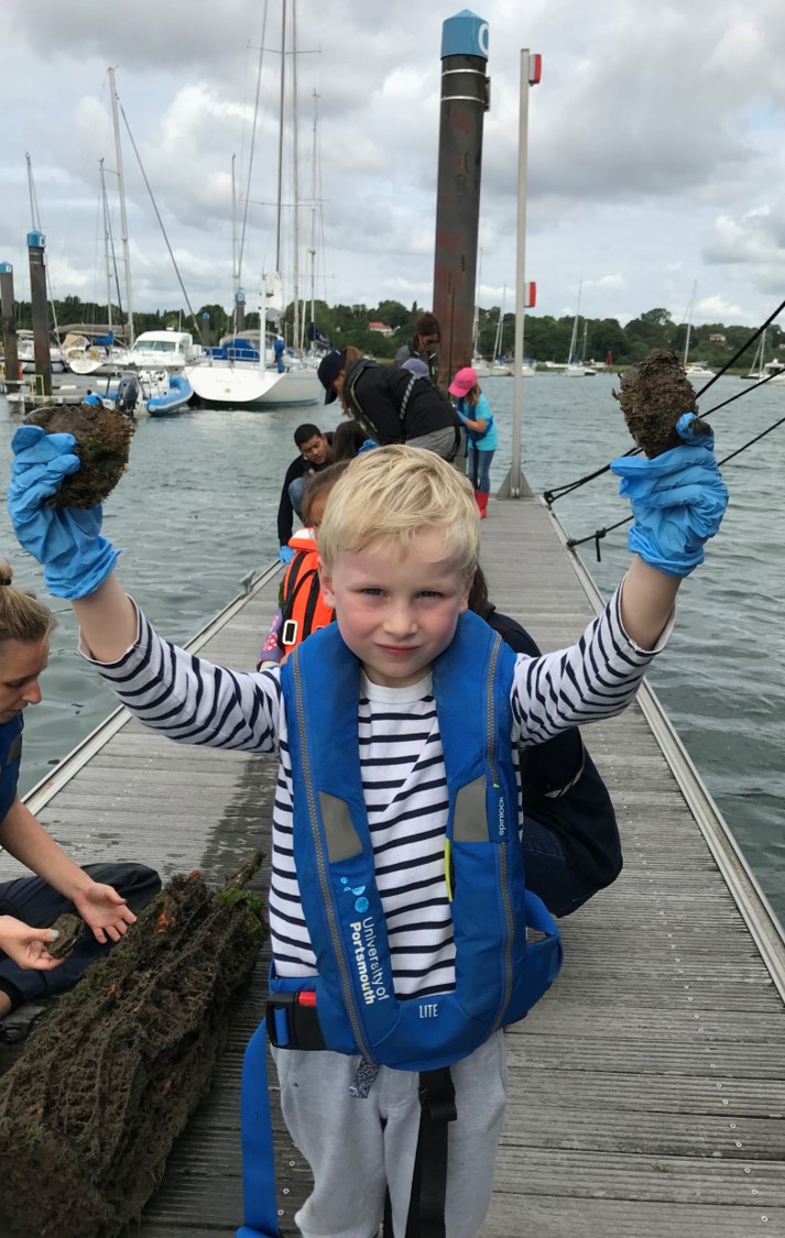 The #WildOysters Project aims to engage with 50,000 people, including 12,000 school students, 150 citizen scientists and host 36 community events across our Scottish, English and Welsh #NativeOyster hubs 🌊

#FirthofClyde #TyneandWear #ConwyBay #Restoration #OysterLove