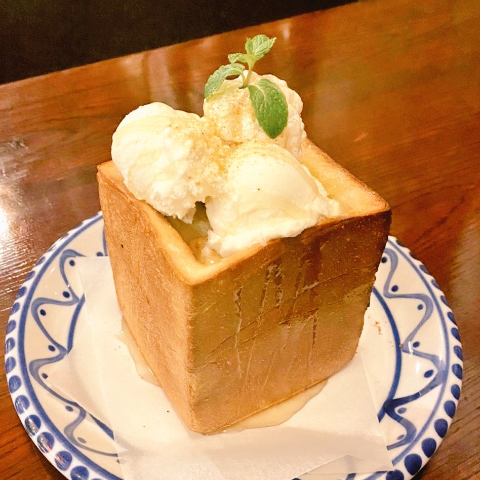 Swan_1985's tweet photo. ハニートースト、
2月6日(土)まで
オーダー17時～の限定メニューです‼️‼️
自粛機関でお店が穏やか過ぎて時間があるからこそ
いつもはできない時間がかかるメニューを好き勝手やるのだ🐨 https://t.co/GlRBxMZ0dl