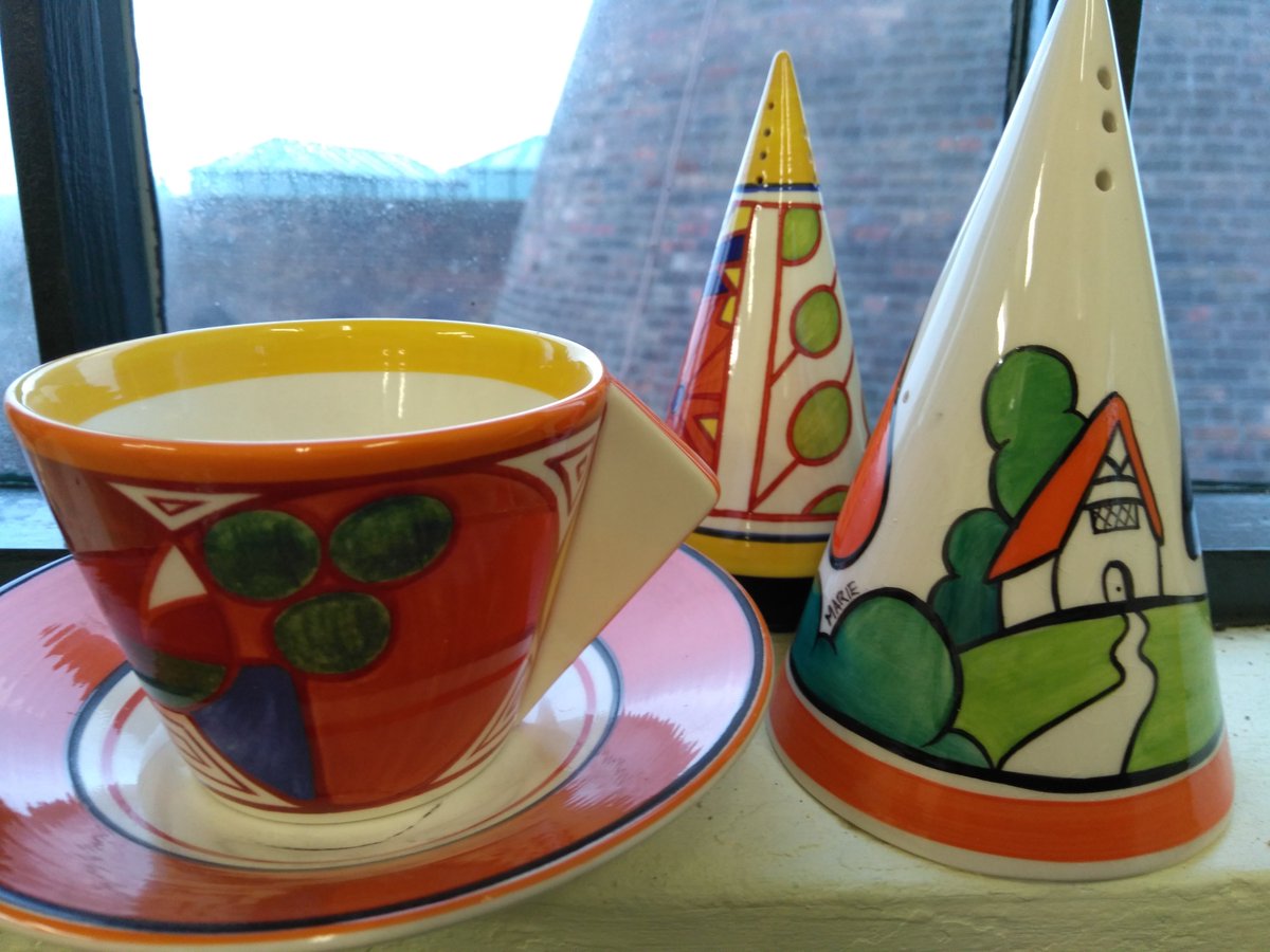 EnjoyStaffs's tweet photo. Happy birthday Clarice Cliff!
Born #OnThisDay in 1899, she became world-famous for her amazing art deco designs in the 1920s and 30s.
Here are some examples of her work, which you can see up close at @GladstoneMuseum post-lockdown.
#EnjoyStaffs #Staffordshire #StokeOnTrent https://t.co/do5OOx7BNd