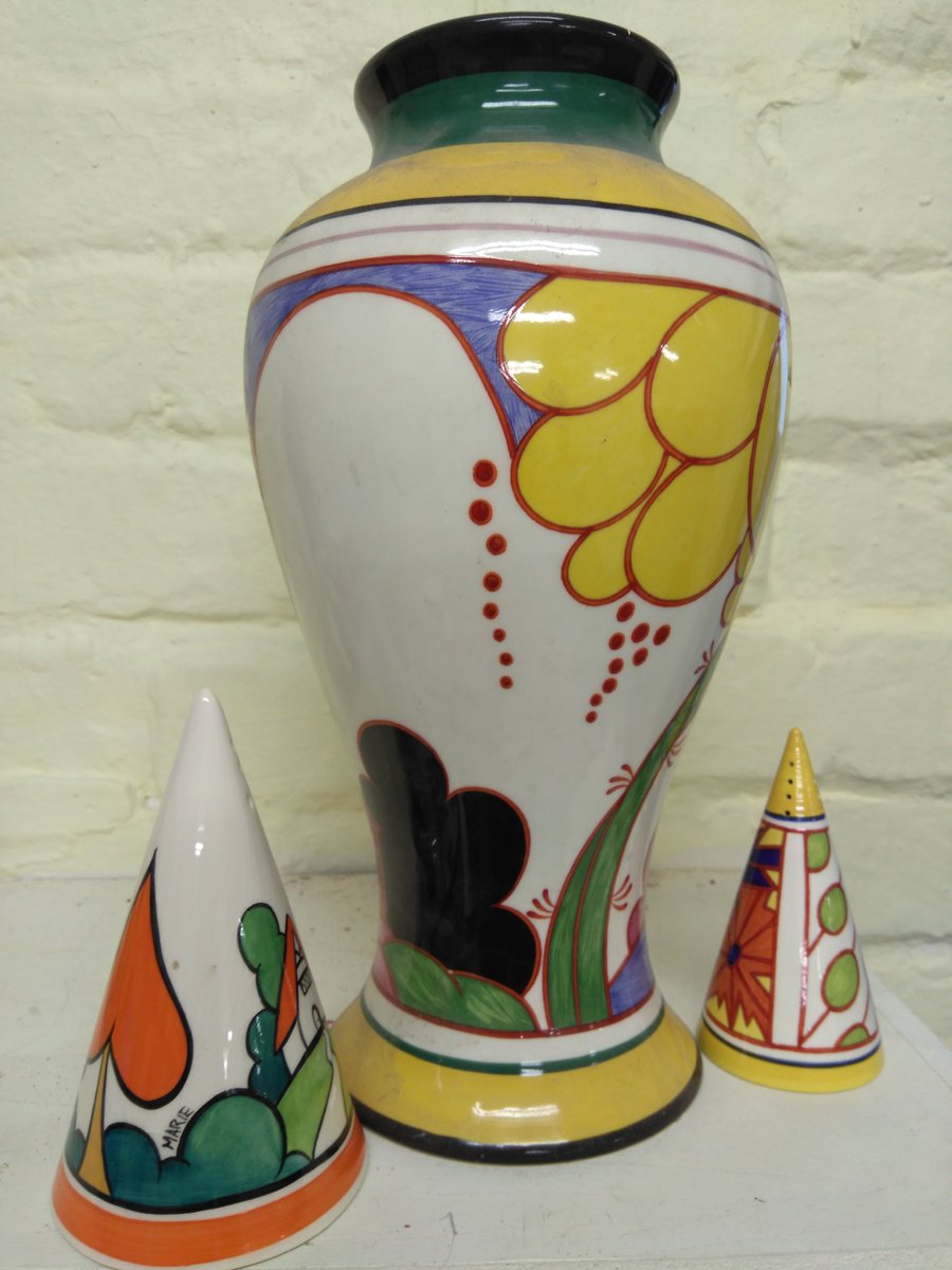 EnjoyStaffs's tweet photo. Happy birthday Clarice Cliff!
Born #OnThisDay in 1899, she became world-famous for her amazing art deco designs in the 1920s and 30s.
Here are some examples of her work, which you can see up close at @GladstoneMuseum post-lockdown.
#EnjoyStaffs #Staffordshire #StokeOnTrent https://t.co/do5OOx7BNd